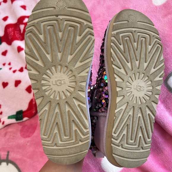 Purple sequin Uggs - Picture 4 of 5